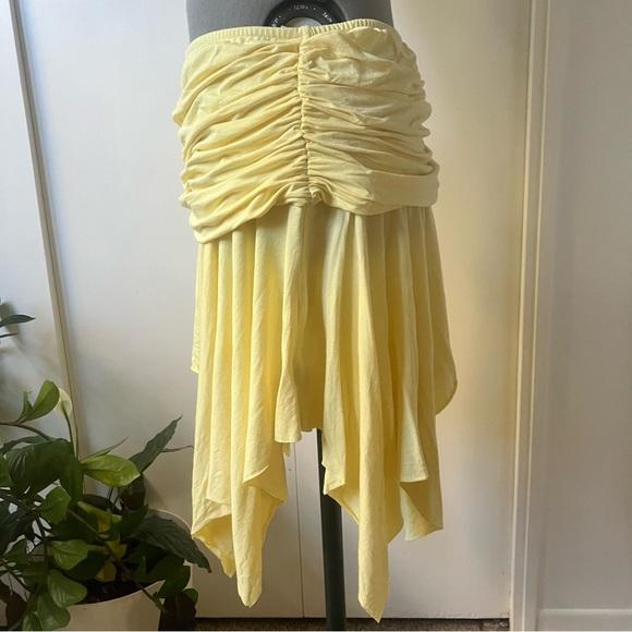 SOLD Gimaguas Yellow Disco Miniskirt, large - Picture 3 of 6